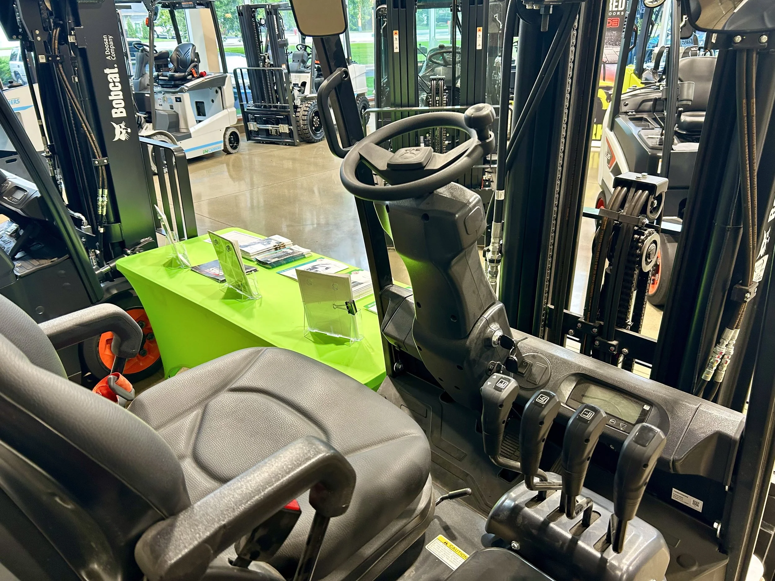 New Bobcat BC32S-7 (Pic #3).jpeg