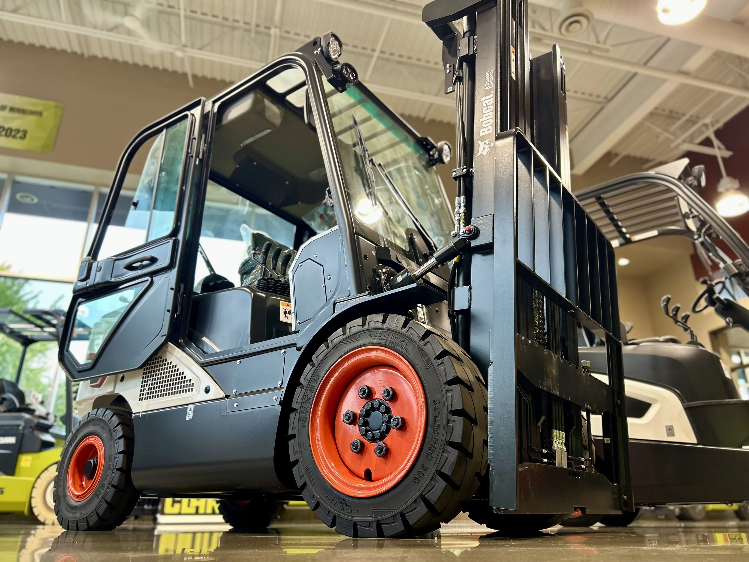 New Bobcat G30E-7 (Pic #2).jpeg