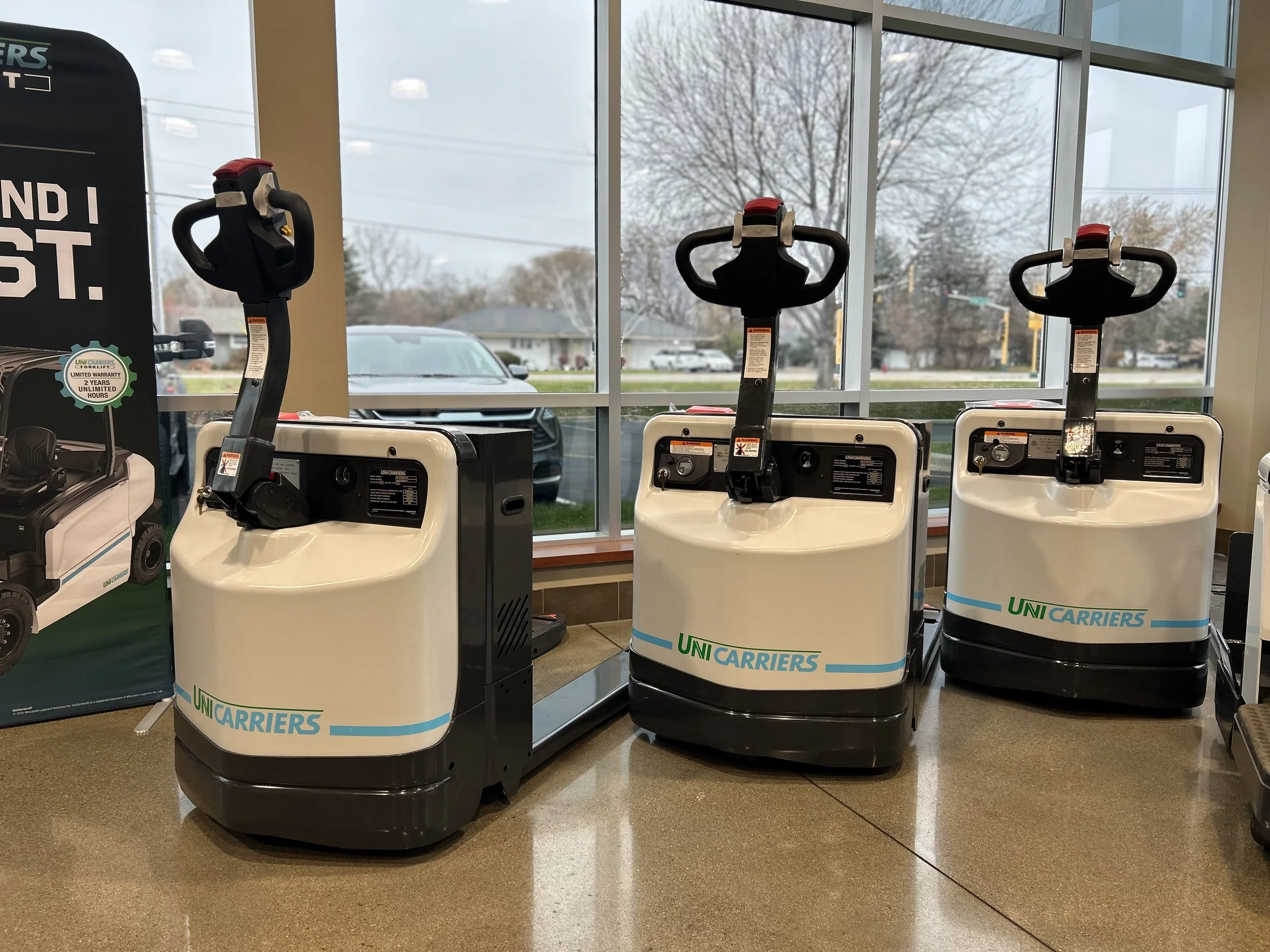 NEW UniCarriers WLX45S Electric Pallet Jack (Pic #4).jpeg