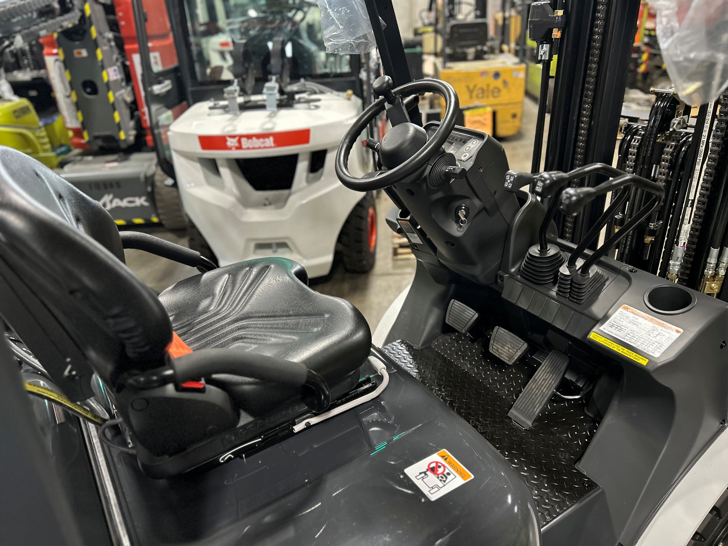 S1060671 - 2026 UniCarriers PF50 (Pic #4).jpg