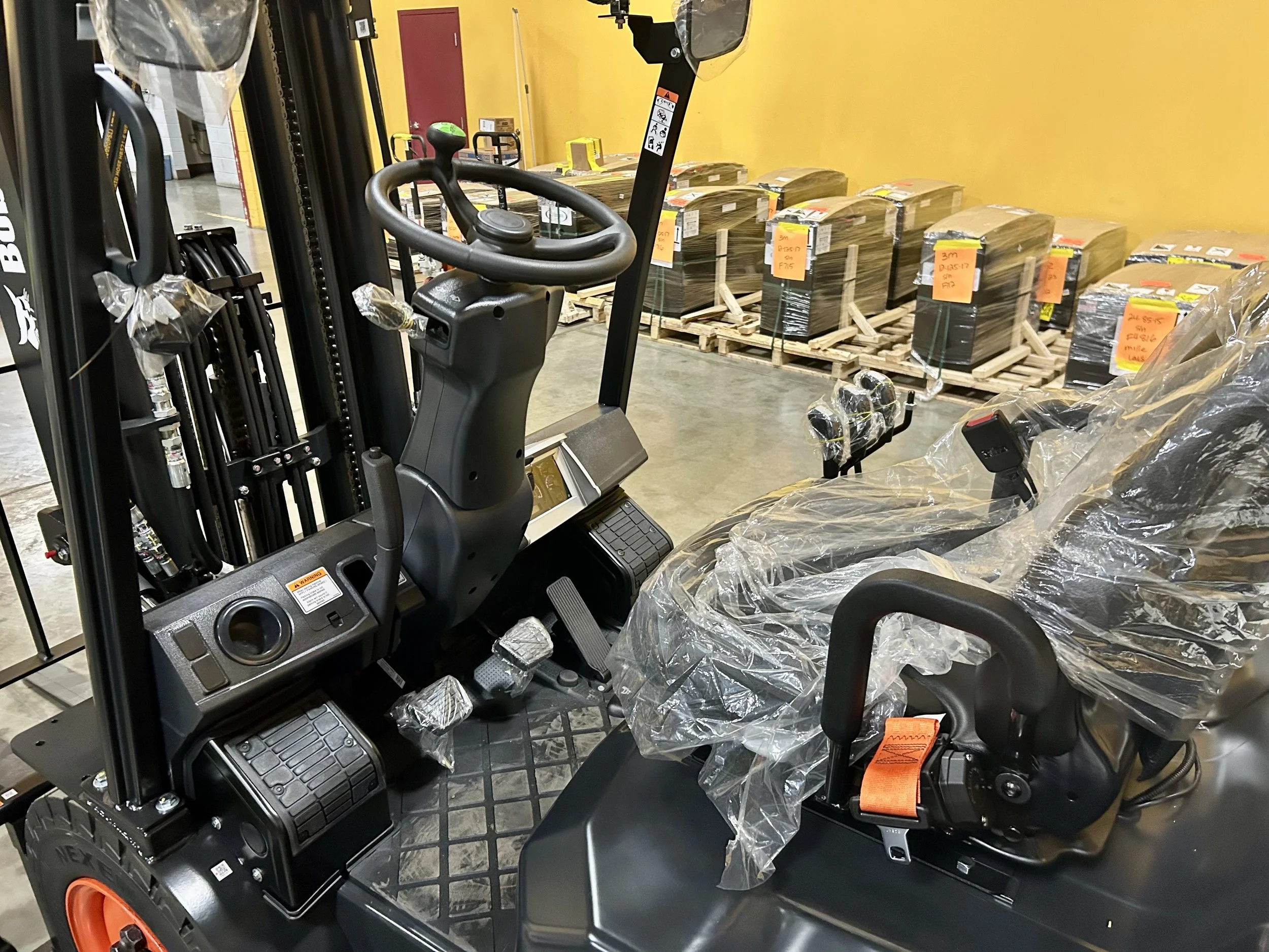 NEW Bobcat G25E-7LP (Pic #5).jpeg