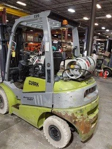 2017 CLARK C25 - $18,500