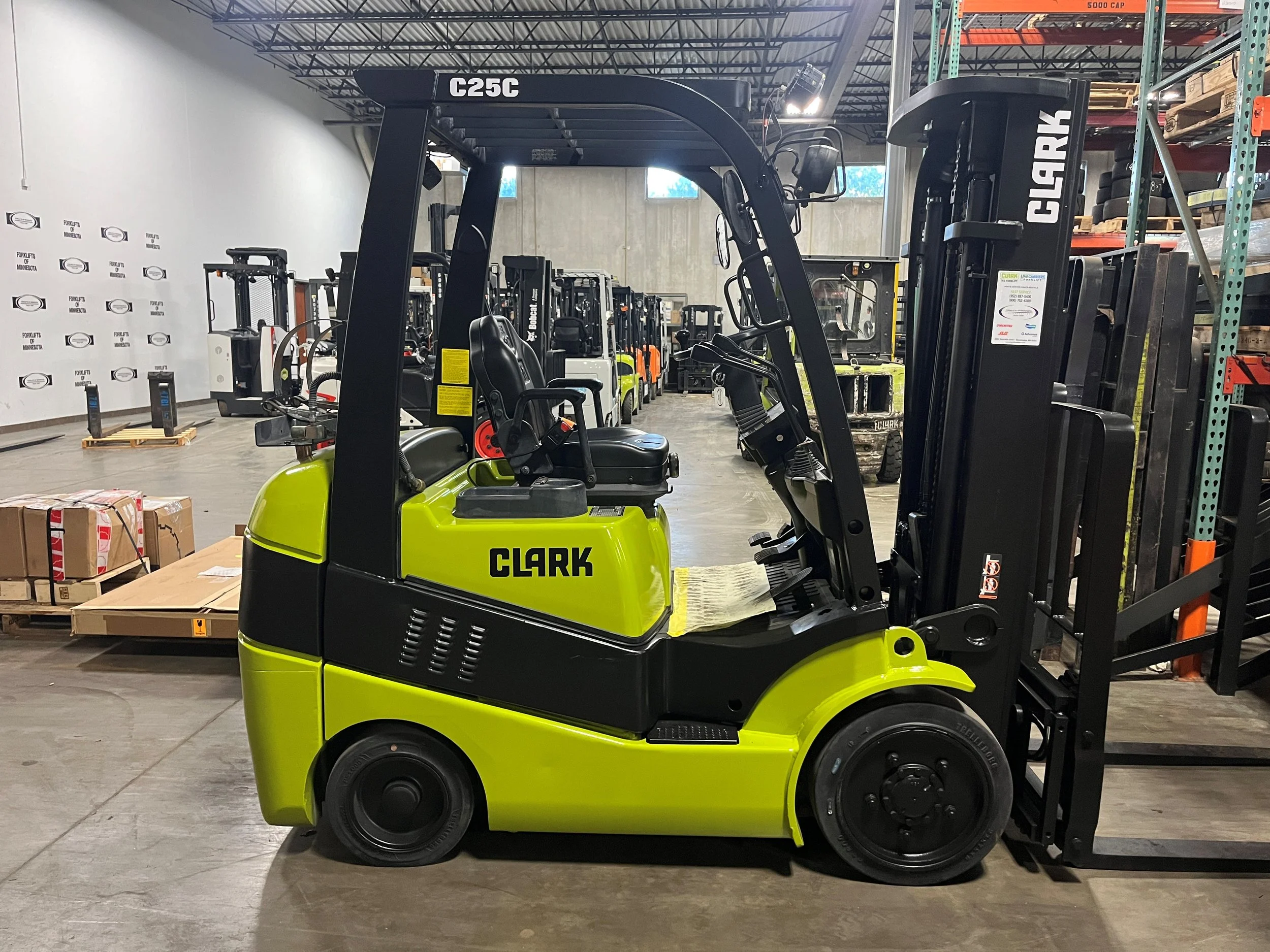 2018 CLARK C25C - $13,500