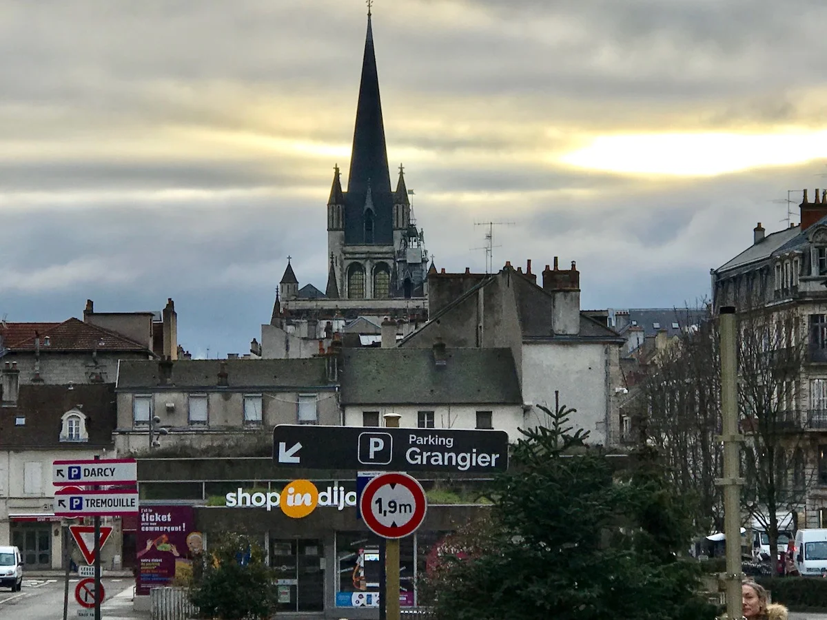 Notre Dame de Dijon, and Parking Grangier