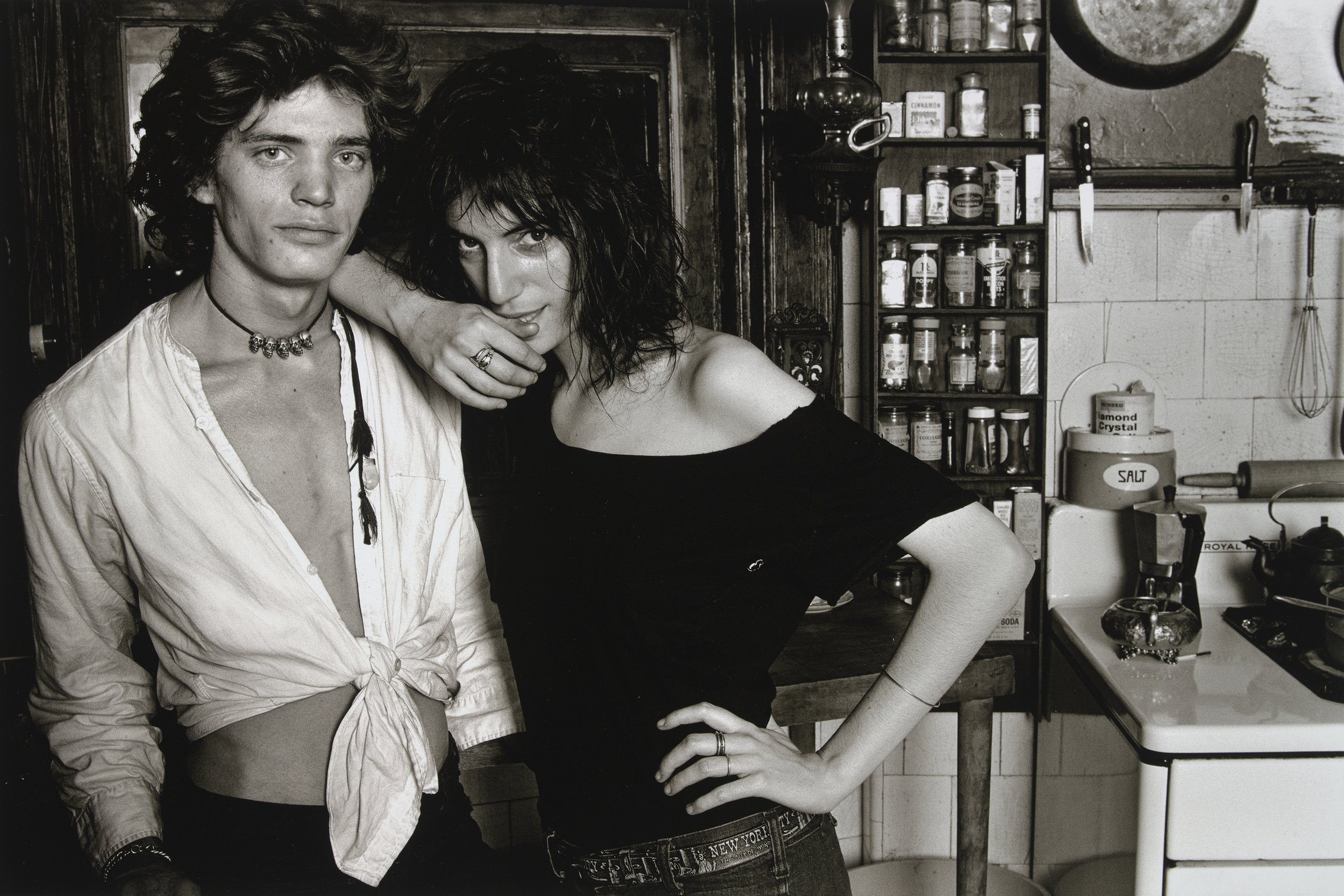  Norman Seeff (United States, born South Africa, born 1939),  Robert Mapplethorpe and Patti Smith, New York , 1969, archival pigment print, 15 x 22 inches. Promised Gift from the Judy Glickman Lauder Collection, 1.2016.1. Image courtesy Luc Demers. ©