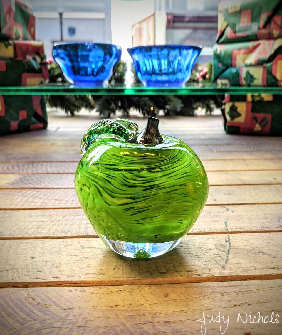 Glass Apple