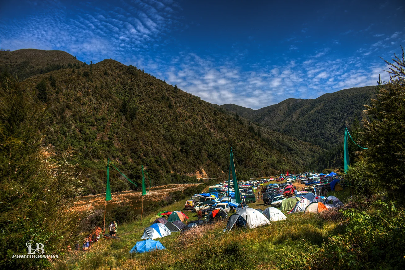 IMG_0374_5_6_7_8_tonemapped.jpg