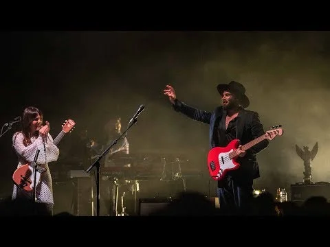 Angus & Julia Stone - Heart Beats Slow - Live - Nelson (Copy)