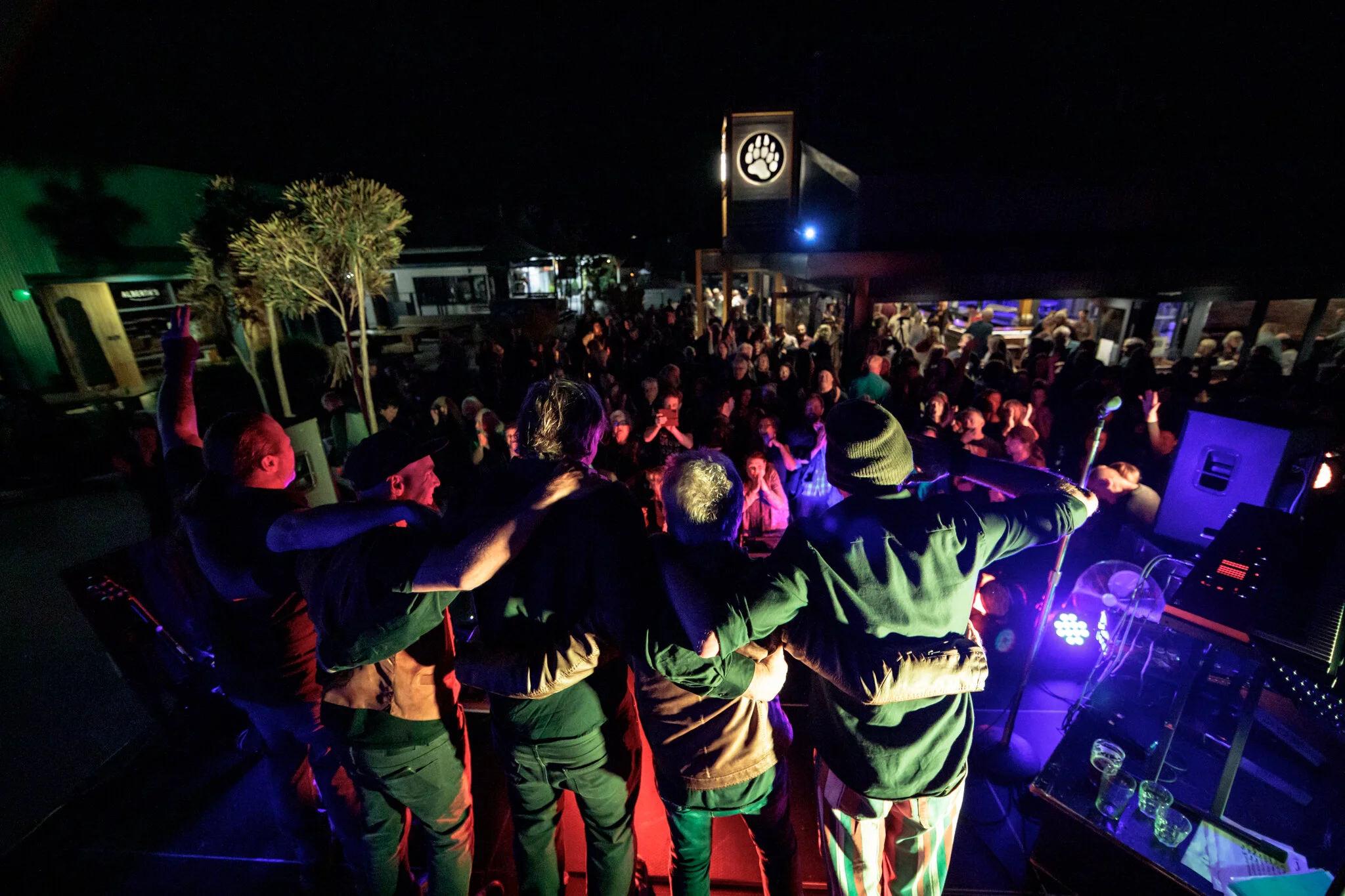 046 - LBP-Lizard-Kings-Web-Res-.JPG