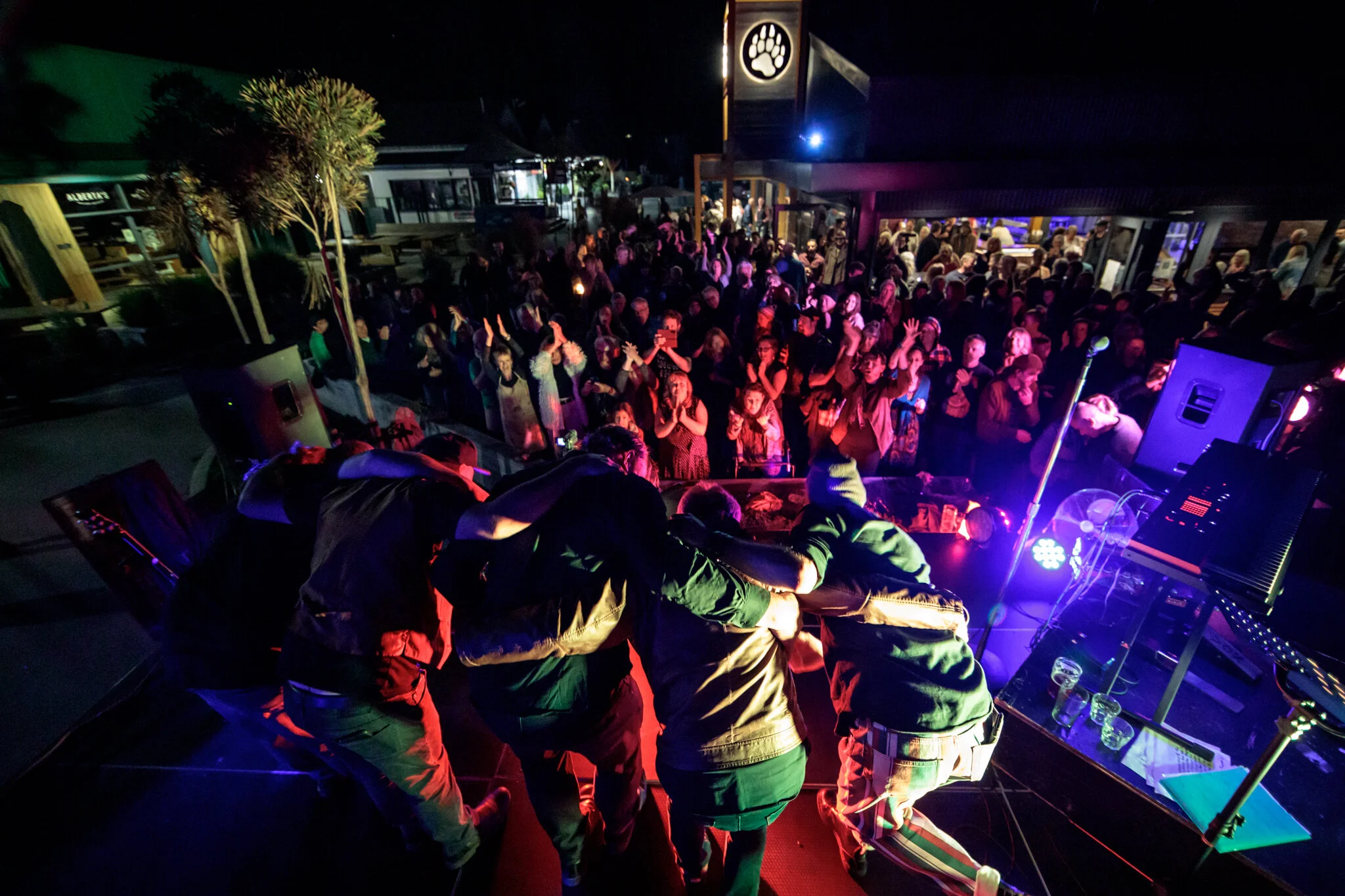 047 - LBP-Lizard-Kings-Web-Res-.JPG