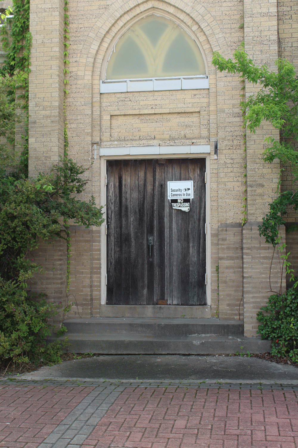 building-doors-side.gif