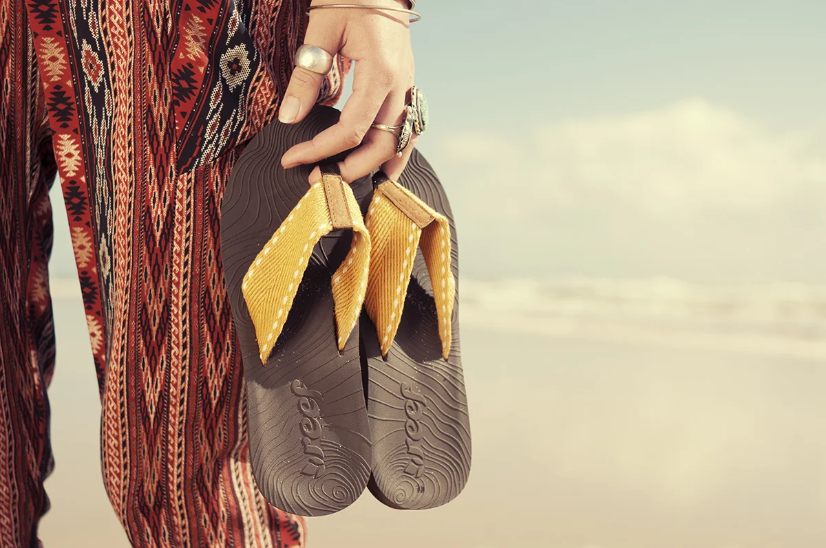 PHOTOGRAPHER : DANE PETERSON / CHRIS STRALEY AGENCY : INHOUSE ART DIRECTOR : MARK TESI