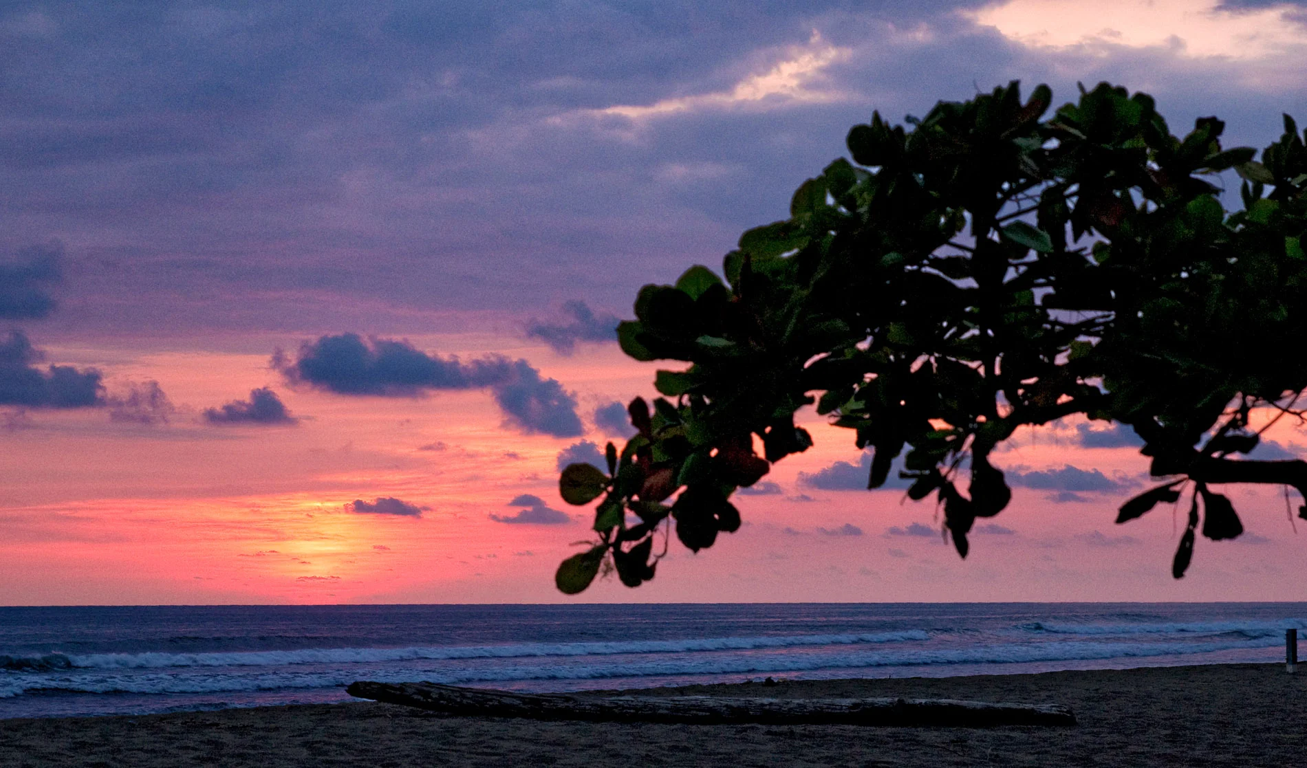 Sunset Feb 21 2010.JPG