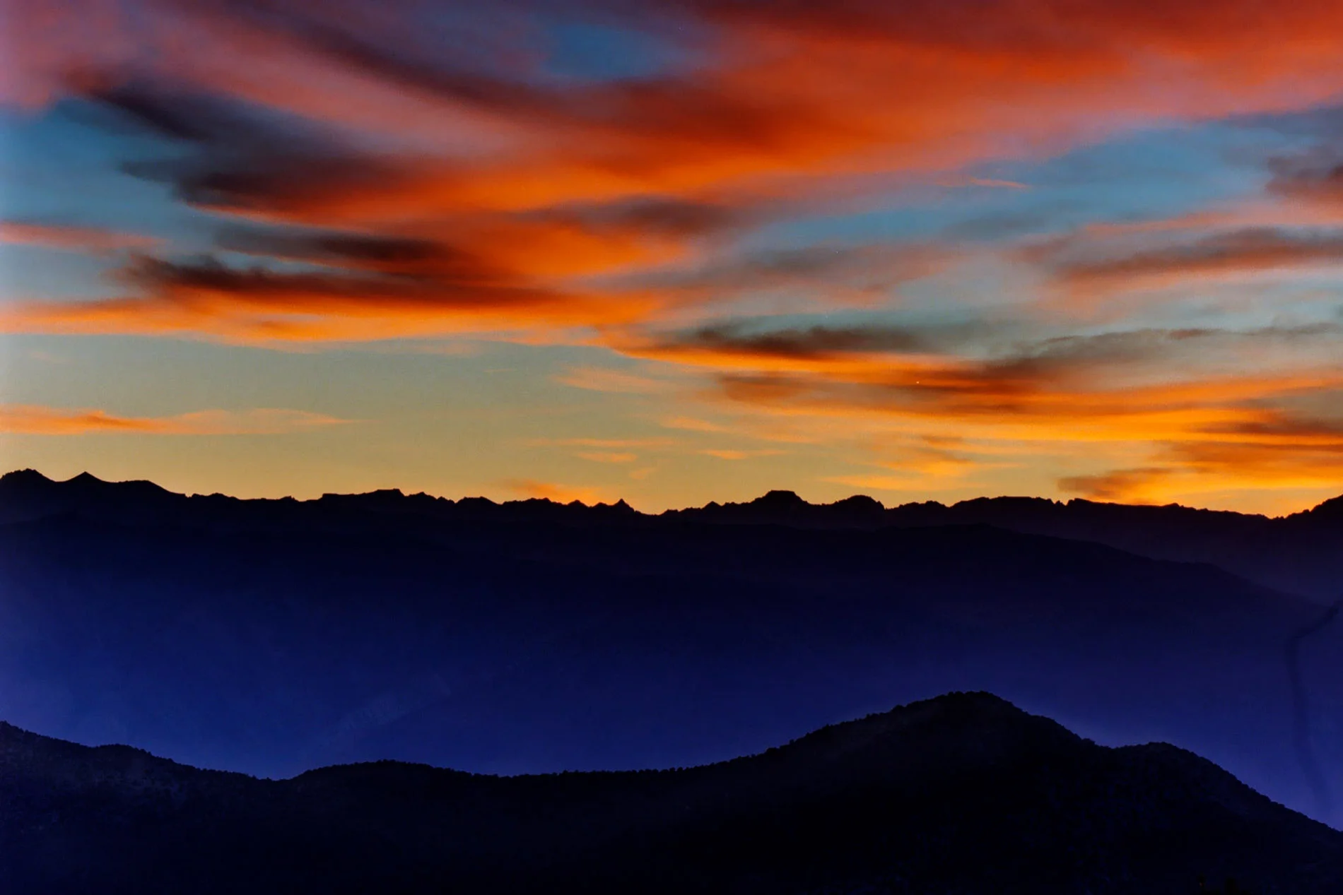 Mountain Light 1003.JPG