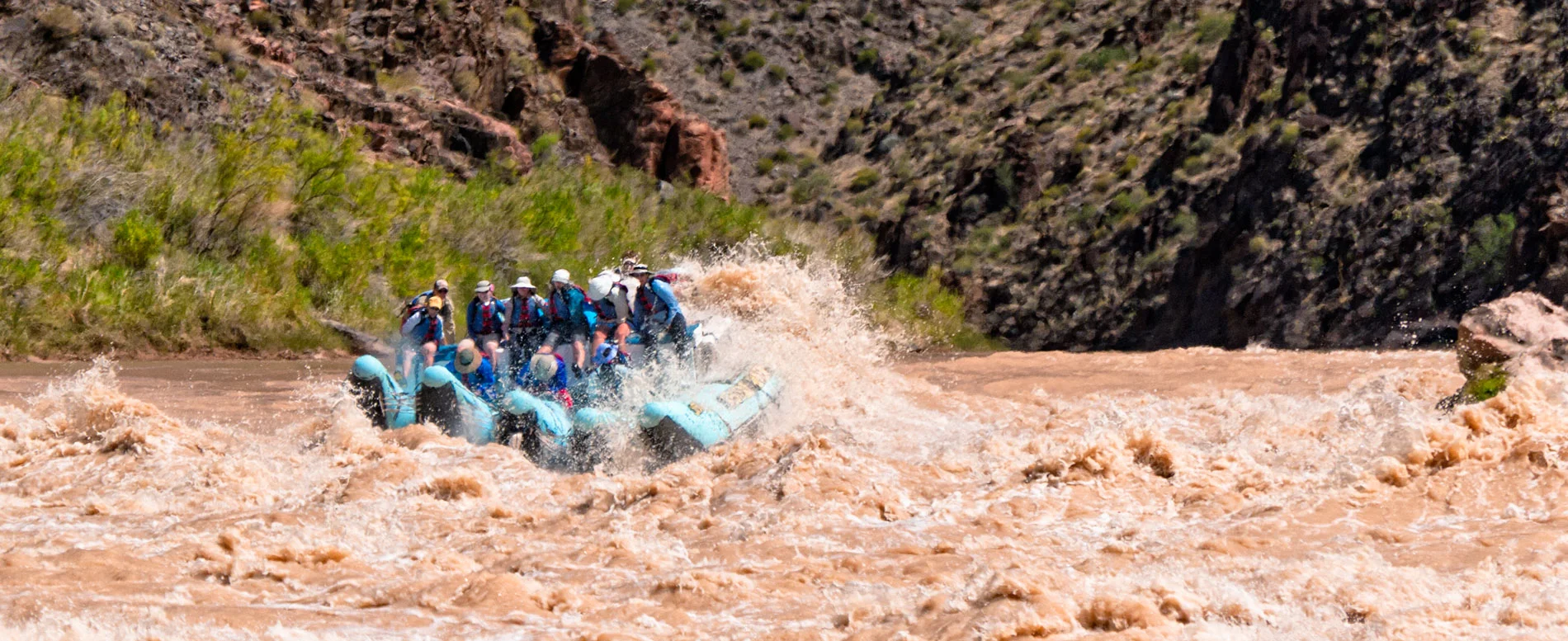 Entering a Big Rapids 6069.JPG