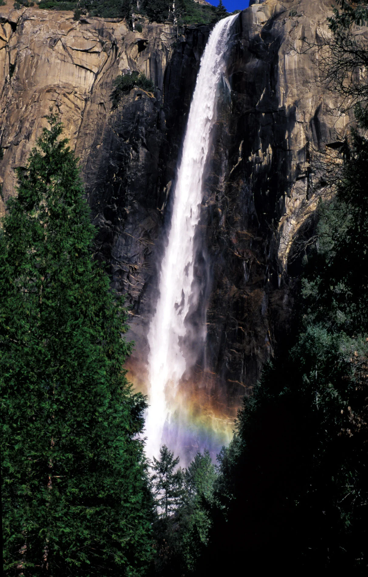 BridalveilFalls Yosemite Nat. Park.JPG