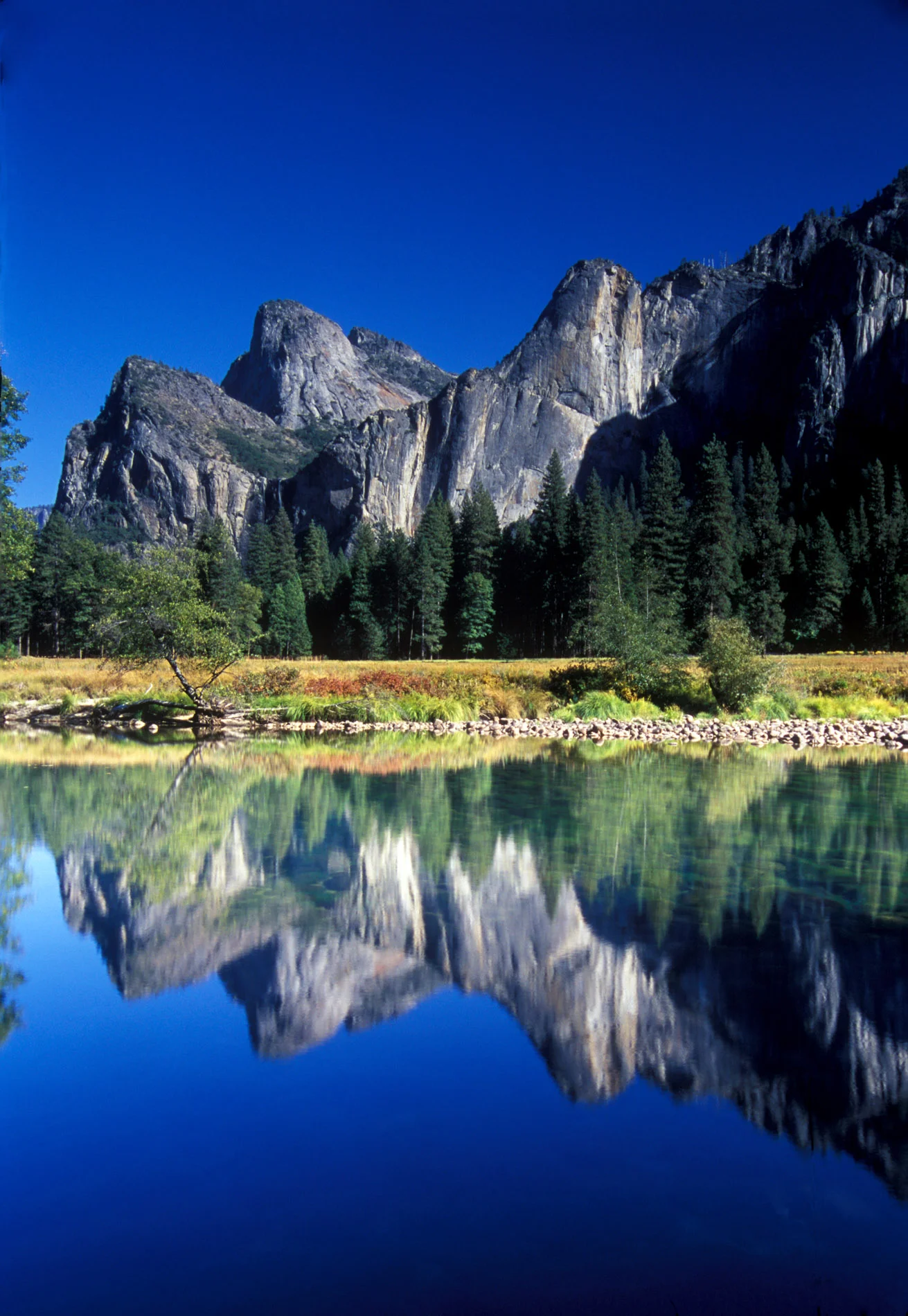 Valley View Reflection Yosemite.JPG