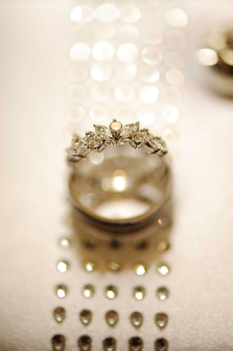 Crown Diamond Band.png