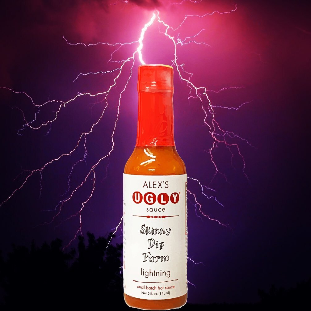 It was a crazy harvest this year, but we do have the pleasure of announcing the arrival of Lightning, our 2021 microbatch collaboration with #skinnydipfarm!

Coming in at a 6/10 heat level, this sauce features an incredible blend of peppers that pack