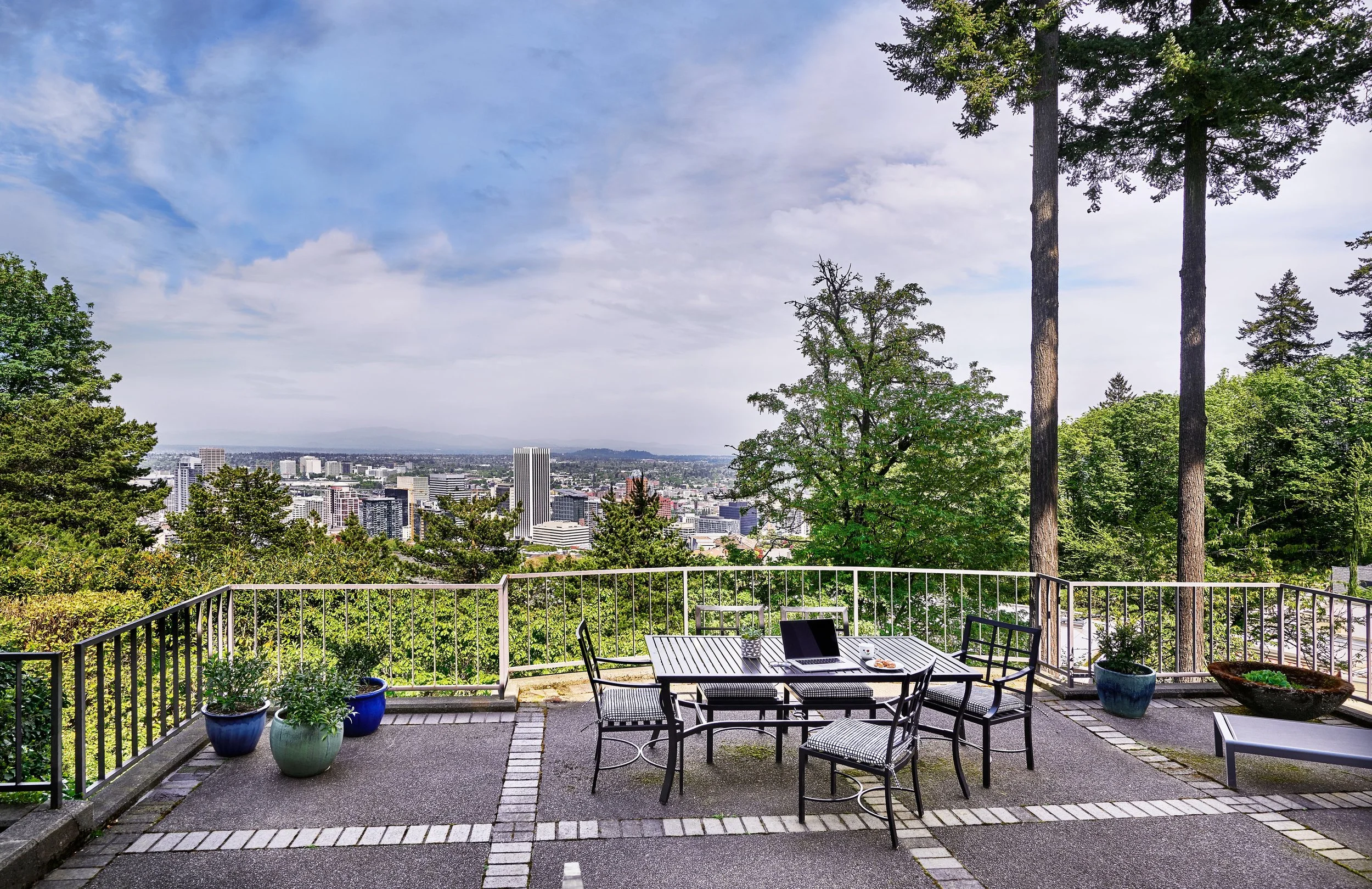  Outdoor terrace overlooking the panoramic view of downtown Portland.  Photography Credits: Blackstone Edge Studios 