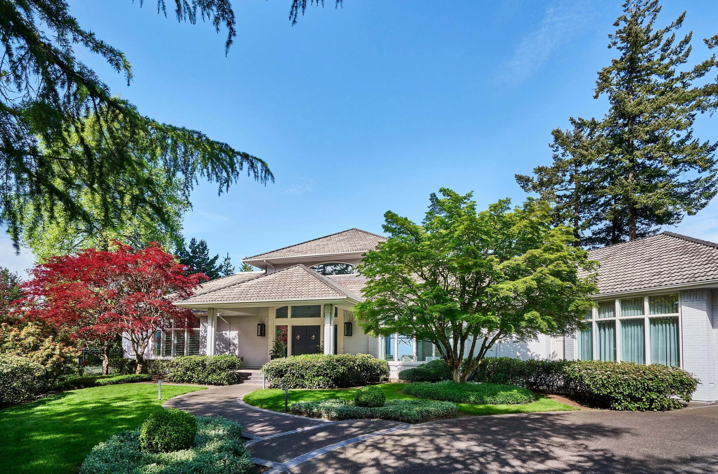  Location: Portland Heights, Southwest Portland  Photography Credits: Blackstone Edge Studios 