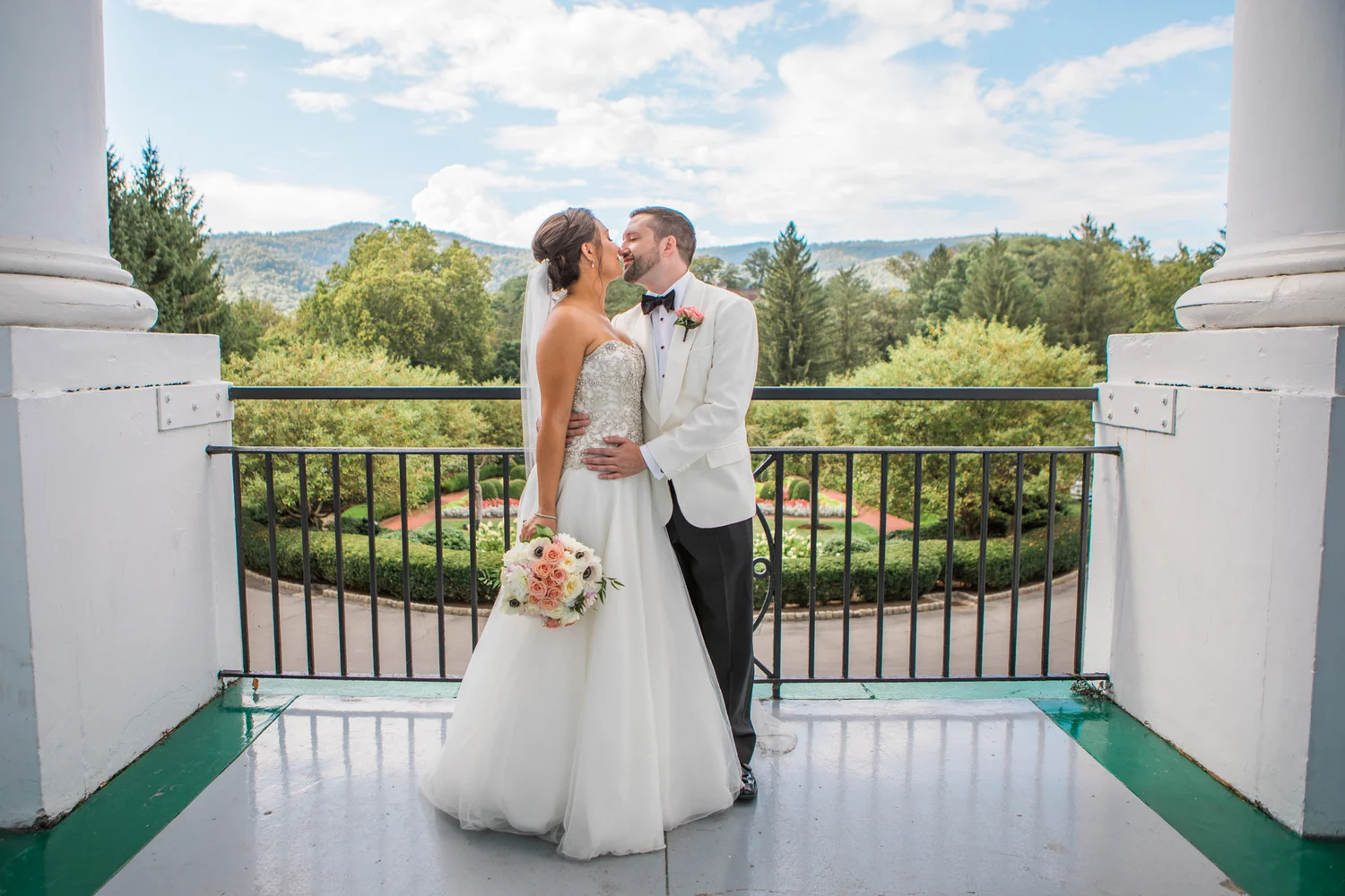 Ashley and james wedding | Beachweddingtips.com