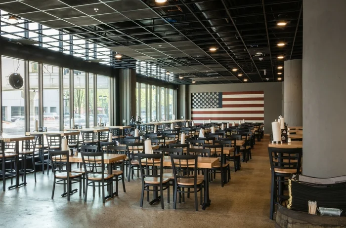 Main Room 2 | DOC's Commerce Smokehouse