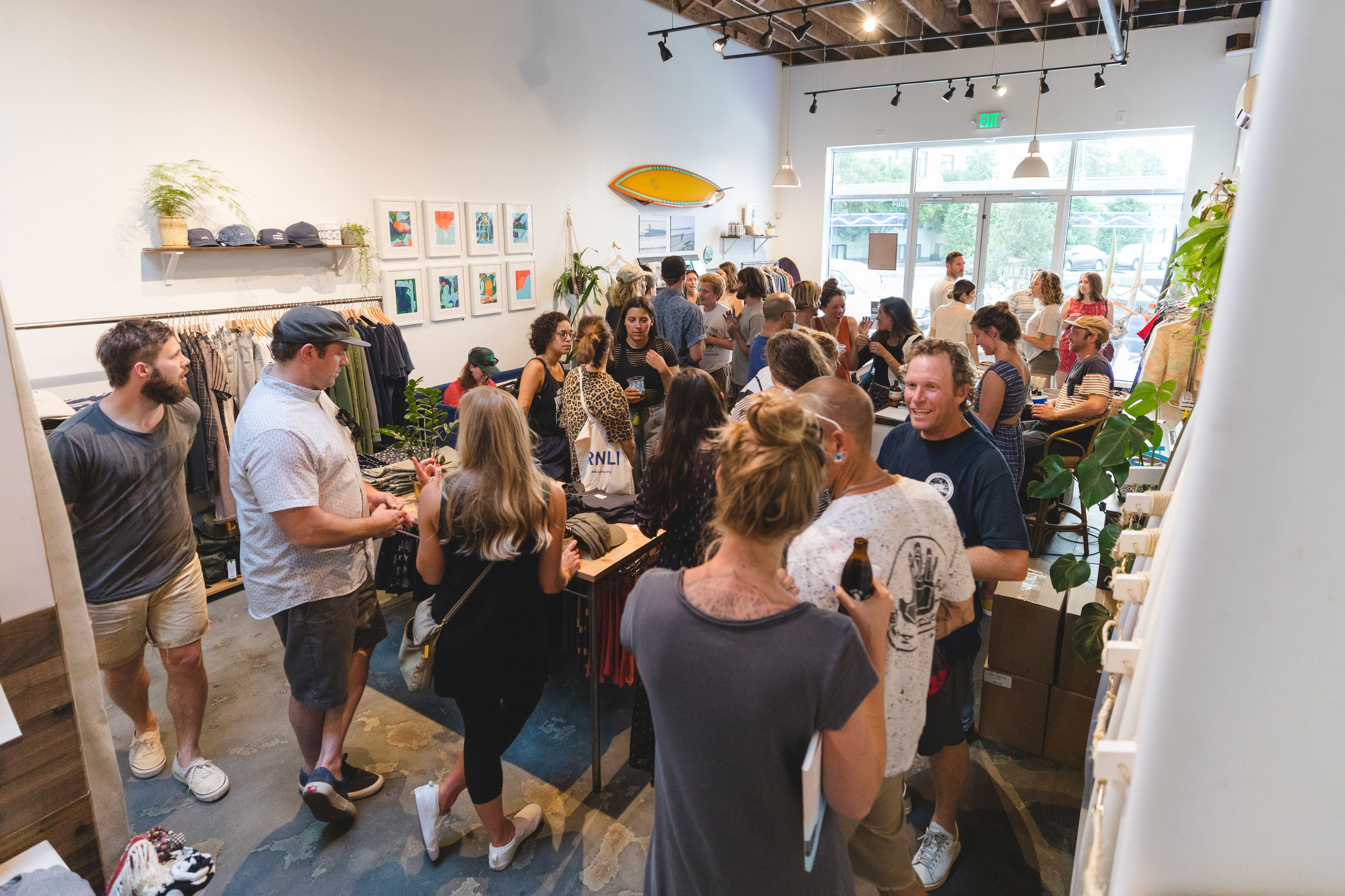 So many friends from around the PNW coming together! Photo by Tyler Feague.