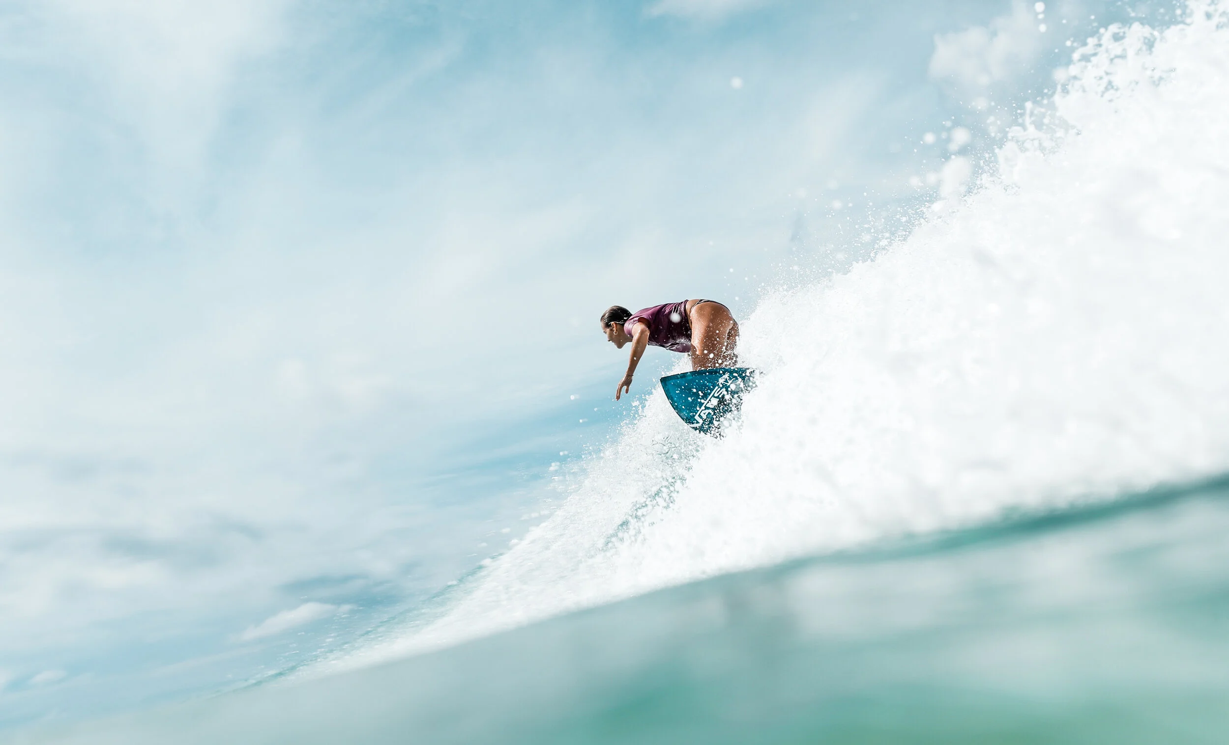 Leila hurst hotsell