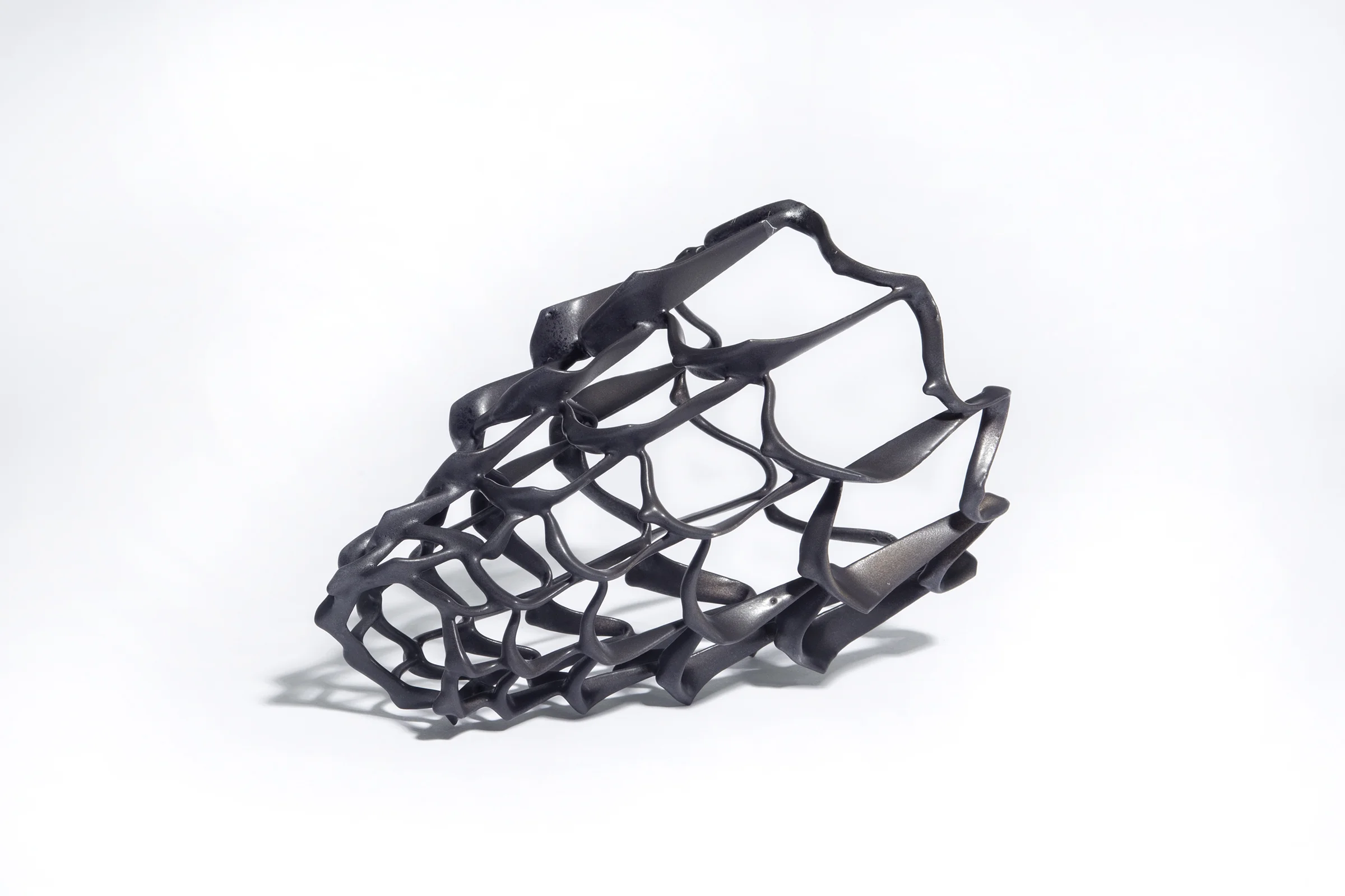 Tensions in ceramics black 02