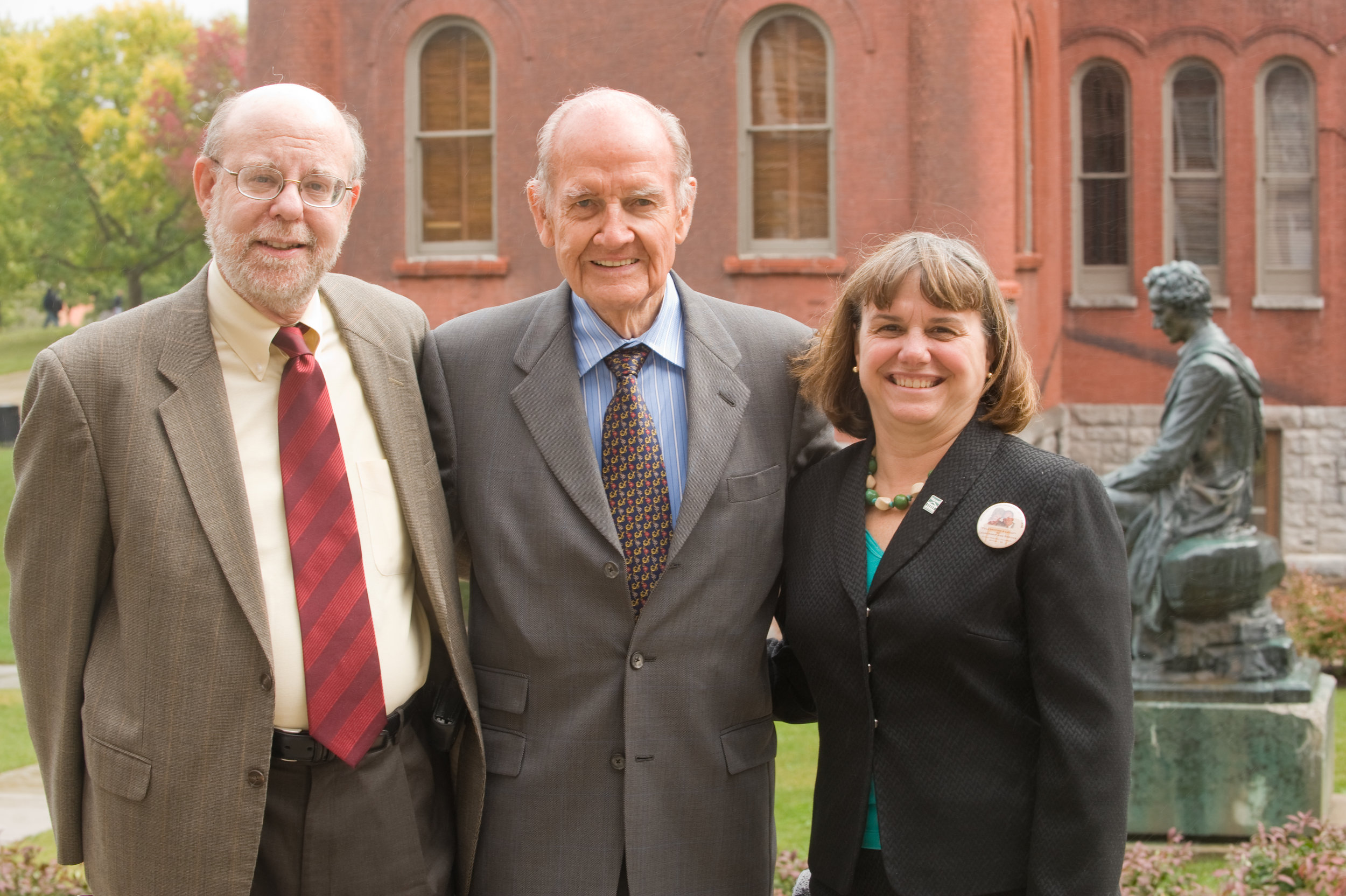  Catherine Bertini and PAIA Department Chair Stu Bretschneider welcoming Senator George McGovern to Maxwell after he had just written a book about Abraham Lincoln (2009) 
