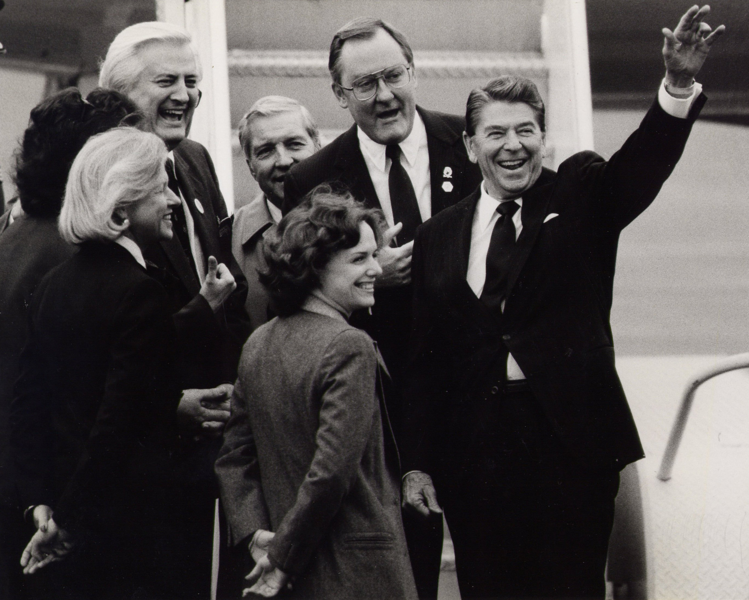  Greeting President Reagan as he arrived in Chicago,&nbsp;also with Governor James R. Thompson, Senator Charles Percy, Congressmen Henry Hyde and Loleta Didrickson (1984) 