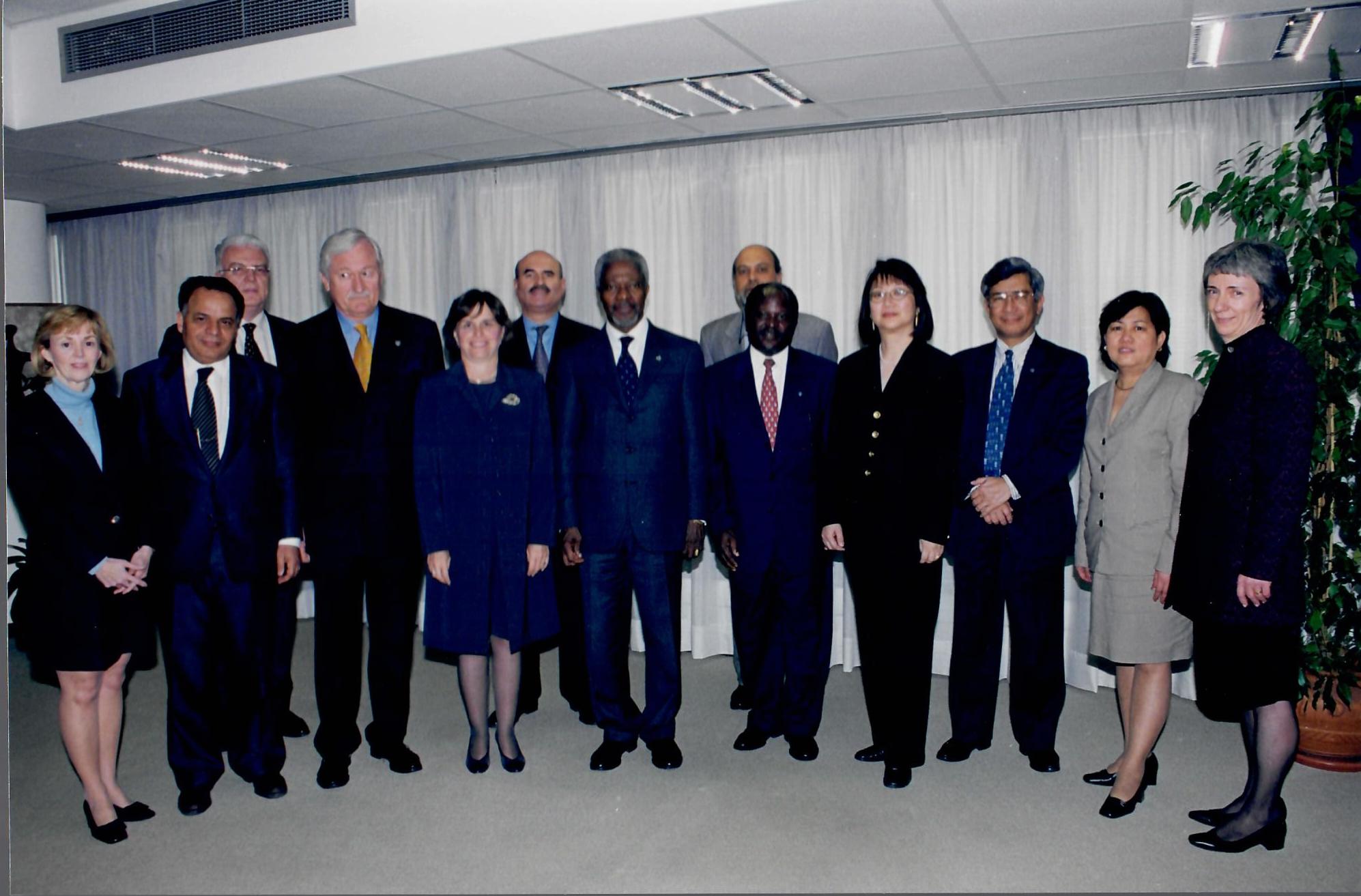  Senior Staff in Rome with UN Secretary General Kofi Annan (2000) 