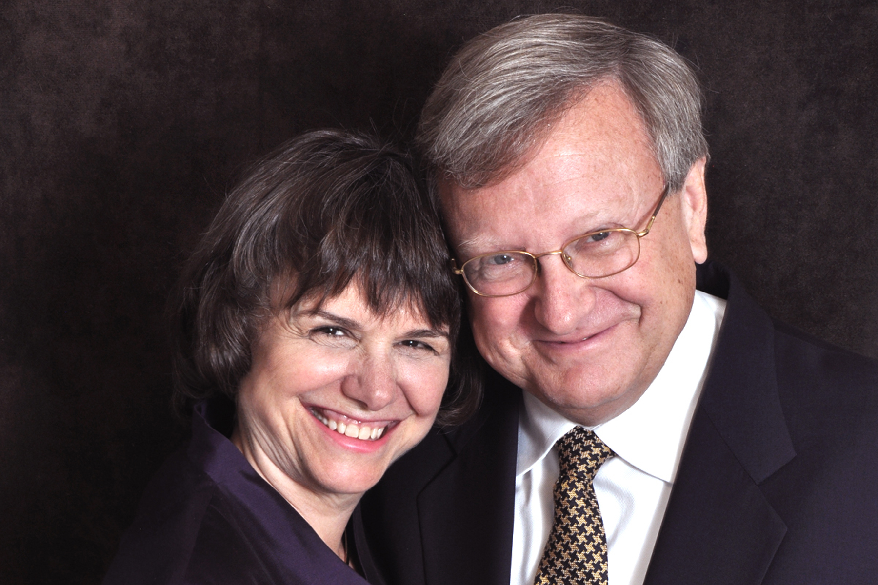  Catherine Bertini and Tom Knobel (2011) 