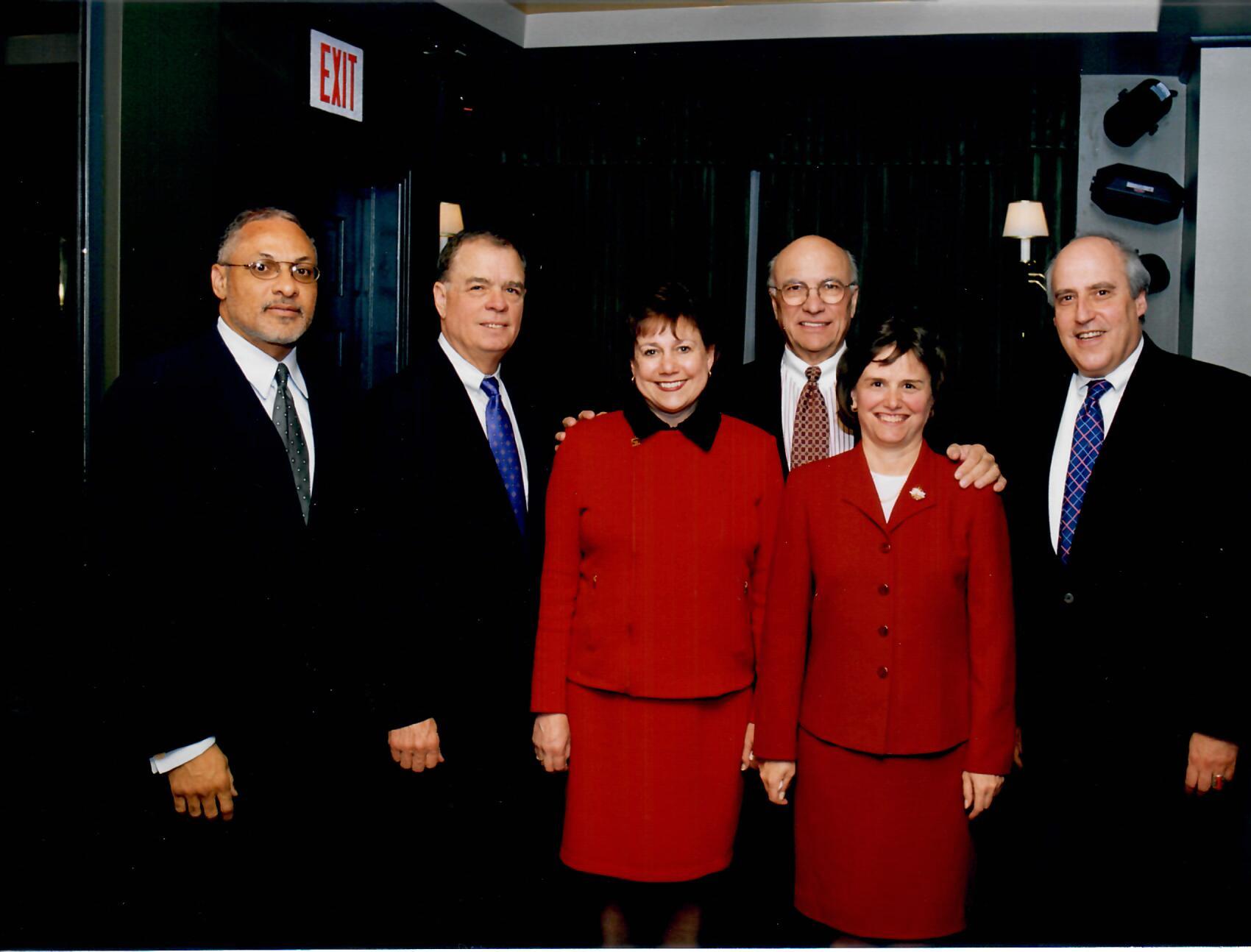  Catherine Bertini stands with current and past USDA Secretaries:&nbsp;Mike Espy (Clinton),&nbsp;Jack Block (Reagan),&nbsp;Ann Veneman (George W. Bush), Clayton Yeutter (George H.W. Bush), and Dan Glickman (Clinton) (2002) 