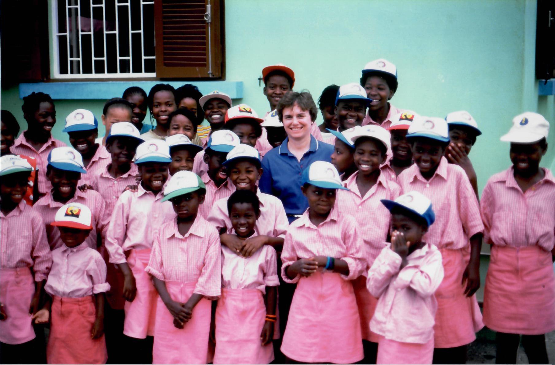  Angola Girls' School (1996) 