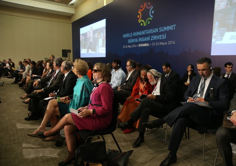  Catherine Bertini at World Humanitarian Summit (2016) 