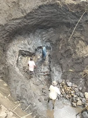 Source+2+excavation.jpg