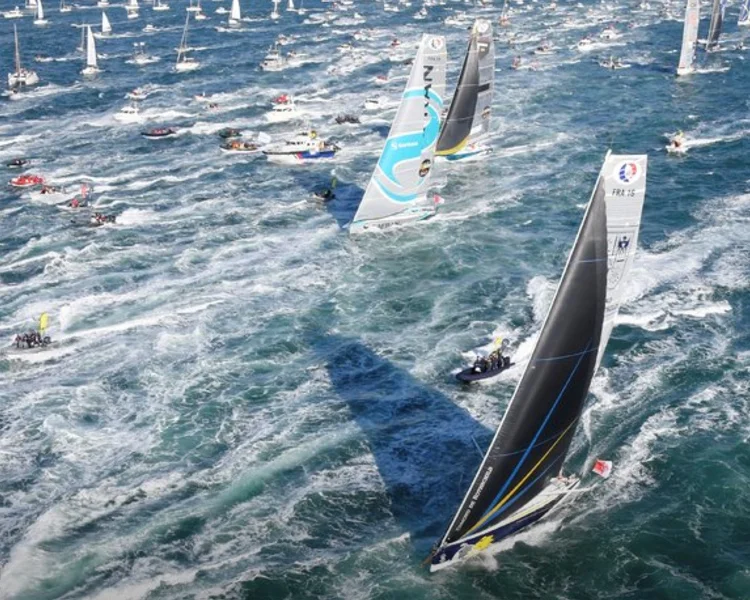 racers-depart-for-the-open-ocean.jpg