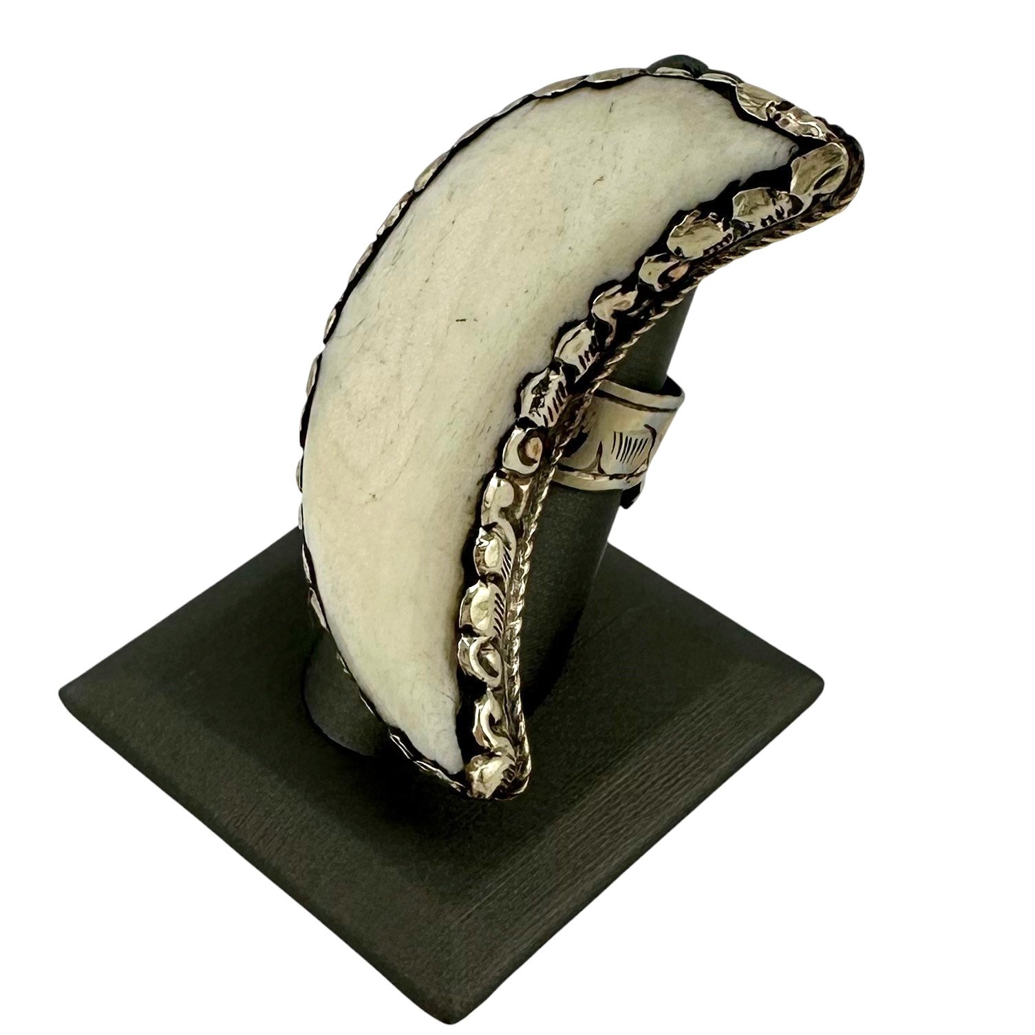 Crescent Luna Moon Ring in Tibetan Silver-IMG_5172-Photoroom.jpg