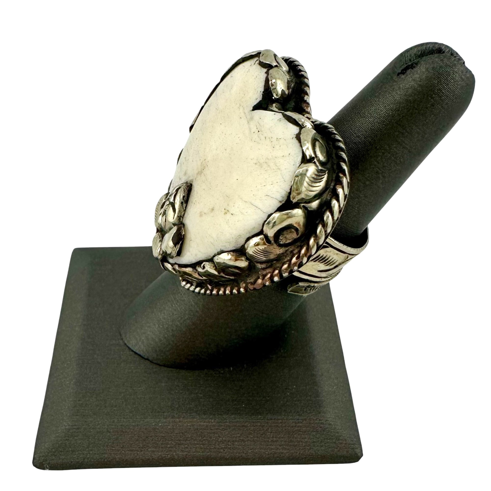 Heart Ring with Hand Tooled Floral detail in Tibetan Silver -IMG_6650-Photoroom.jpg