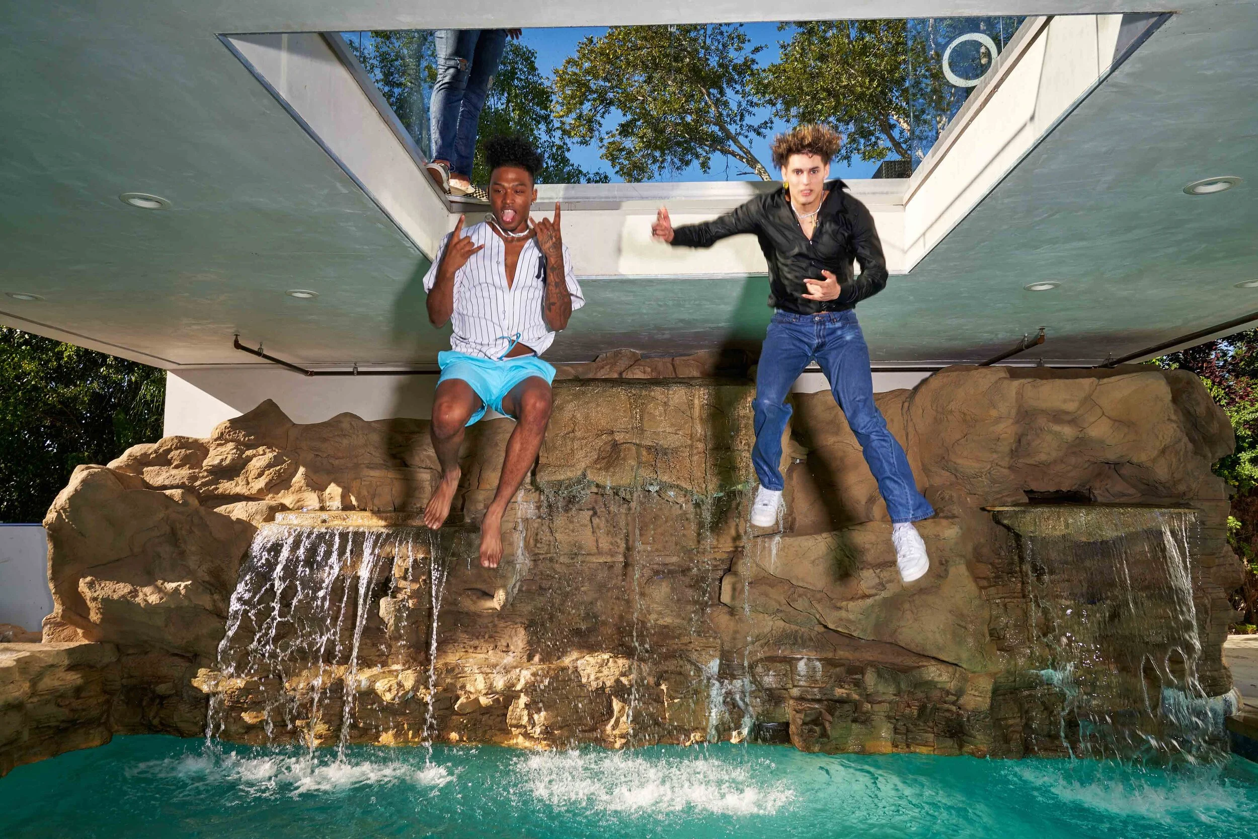 NY_Times_QuarantineHouses_16820_ copy.jpg