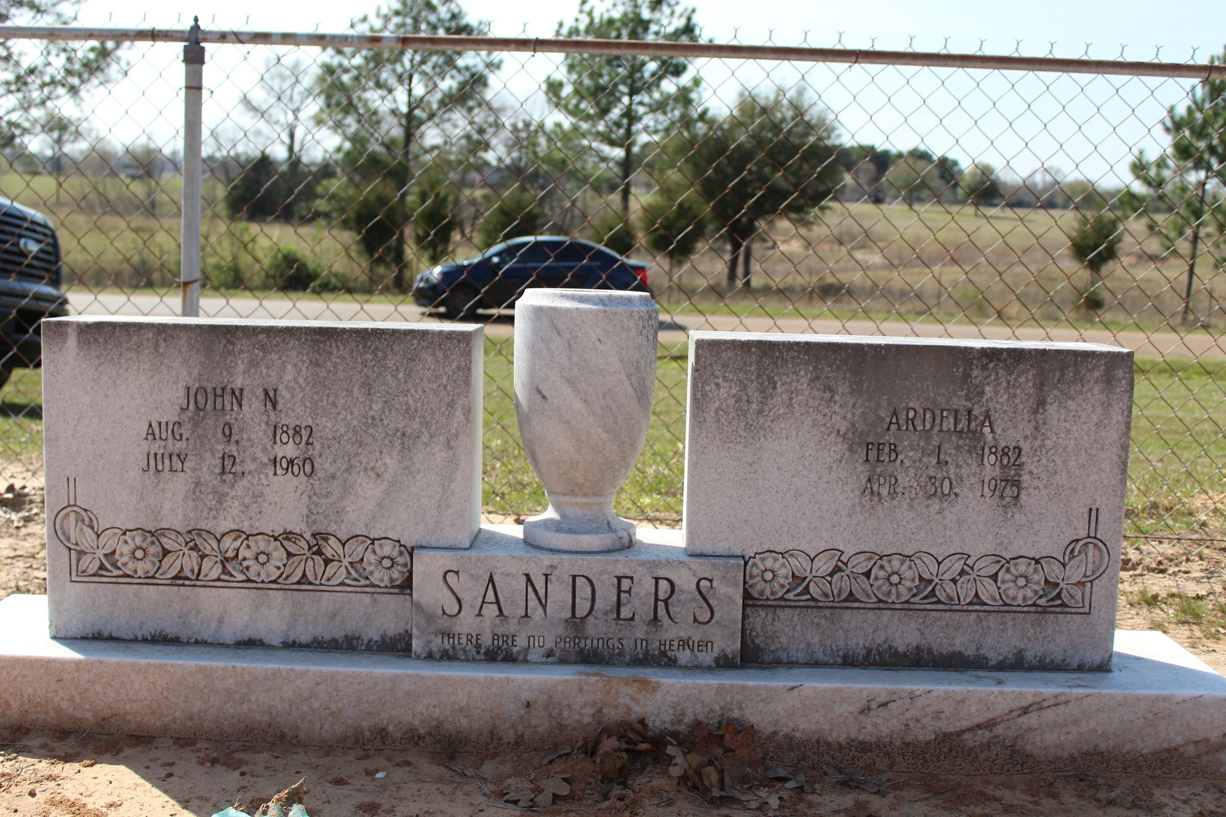 John and Ardella Sanders.JPG