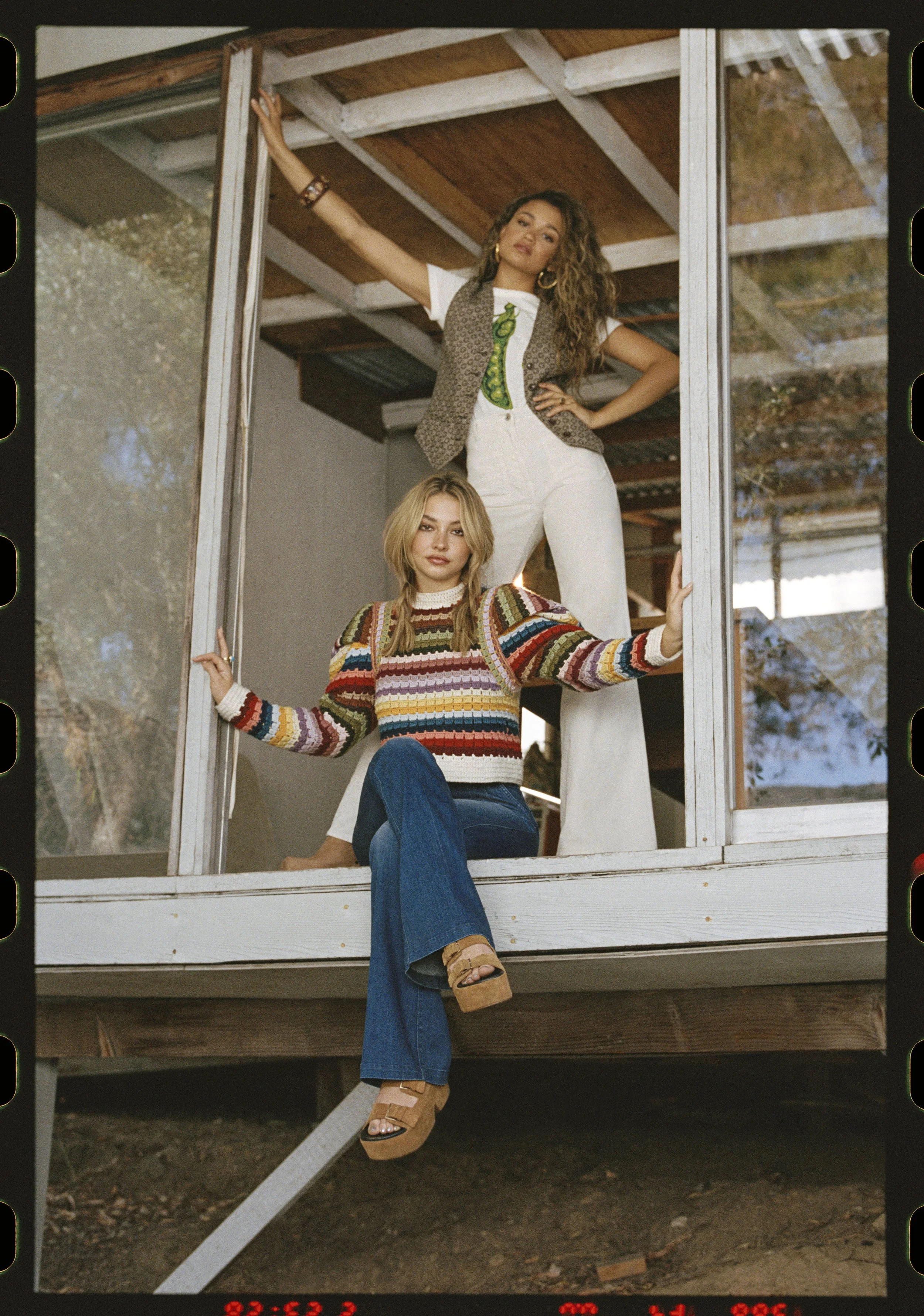 COS090121FEAOuterBanks_006 5.jpg