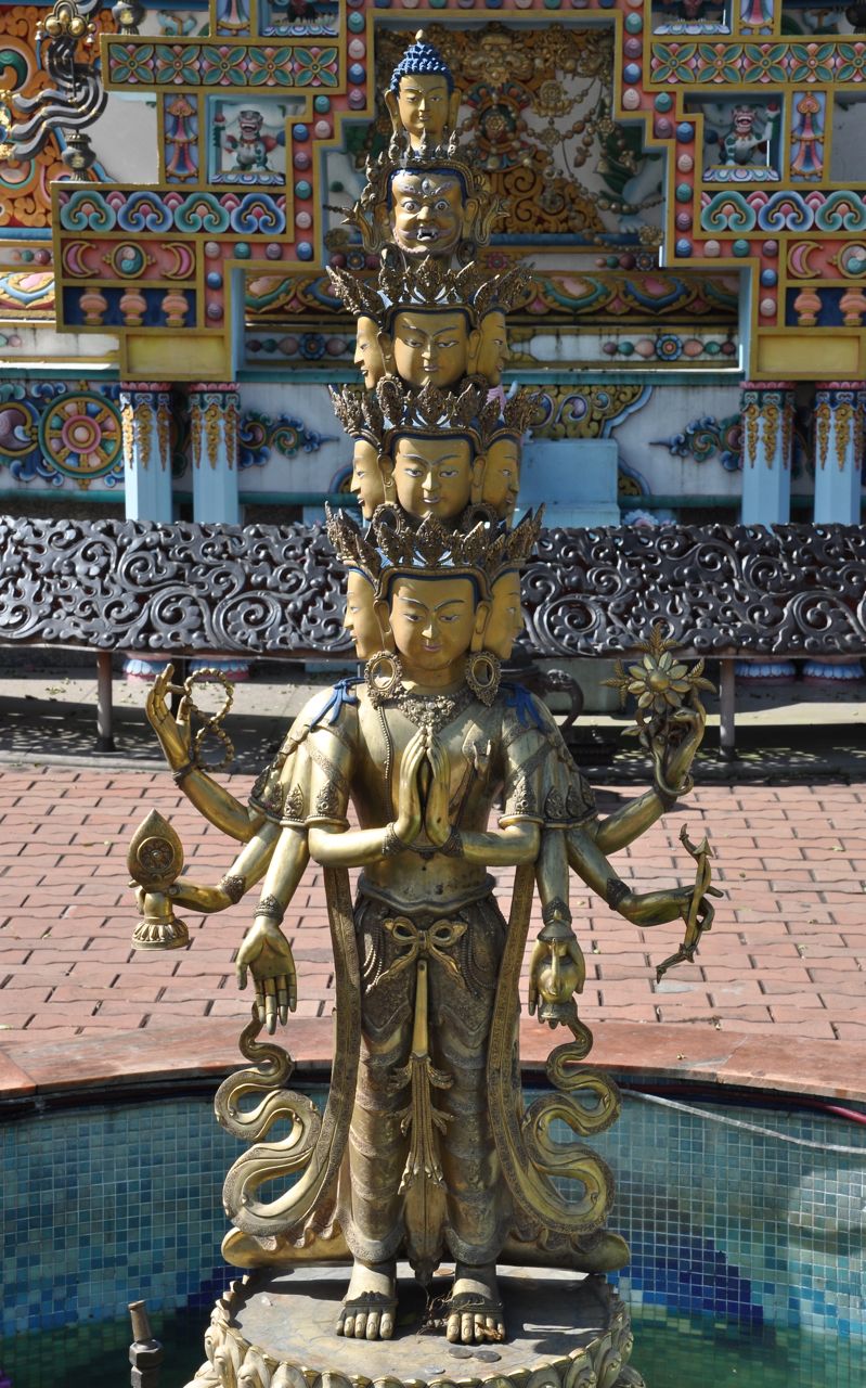 Nepal-Kapan-fountain-statue.jpg