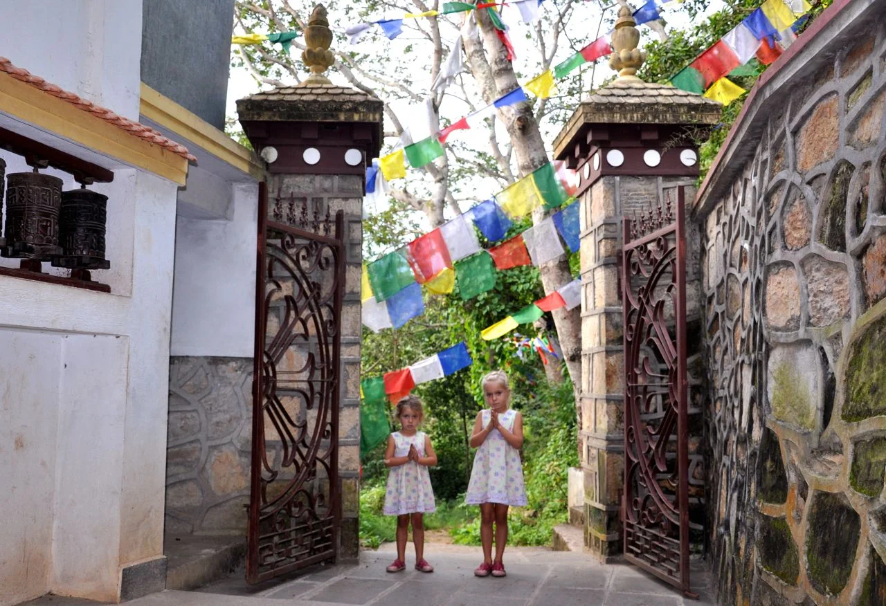 Nepal-Padmasanhava-Entrance-2.jpg