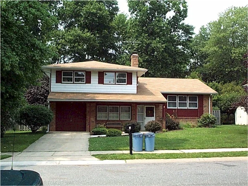 Traditional_Side_Split_Level_Home-1.jpg.webp