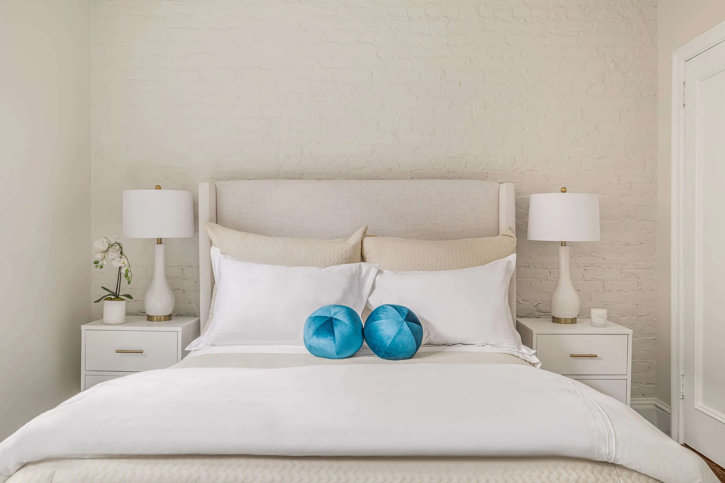 222 e 71 #3CD Bed1.jpg