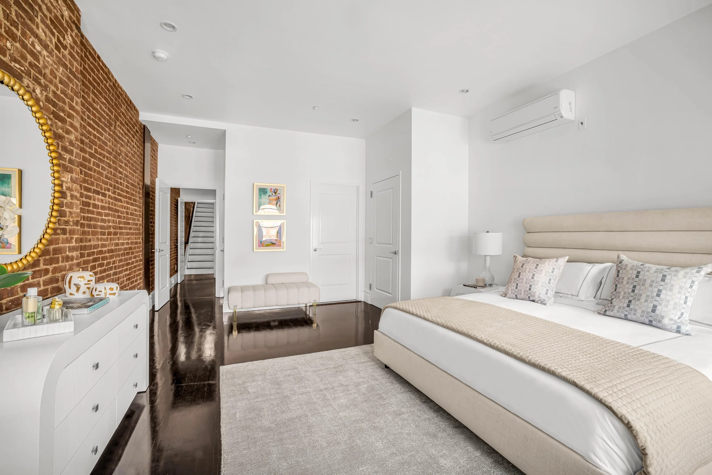 236 w 112 #TH2 Bed1.jpg