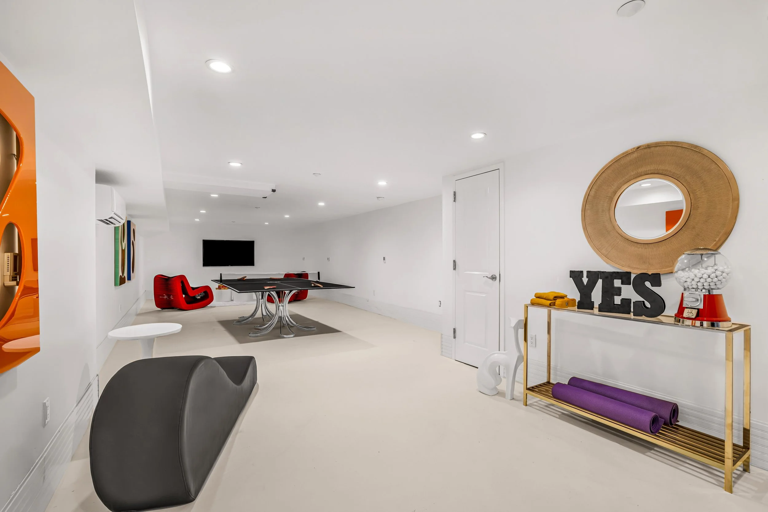 236 w 112 #TH1 Basement1.jpg